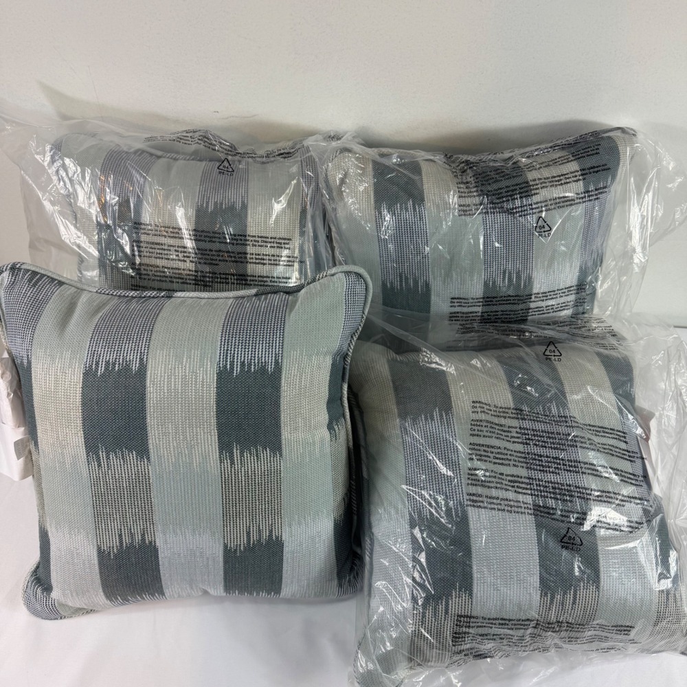 4 Sunbrella 20" X 20" Toss Pillows Coastal Calm Collection Blue Gray White NEW - Picture 9 of 13